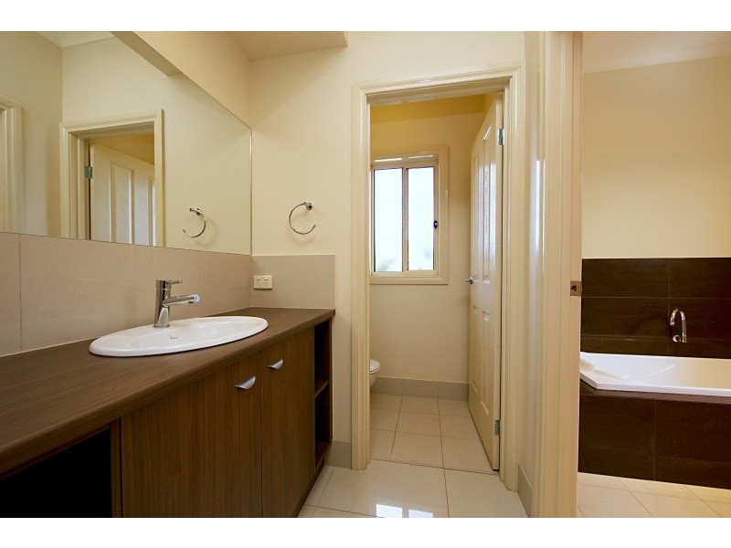 1 Hawick Avenue, Blakeview SA 5114