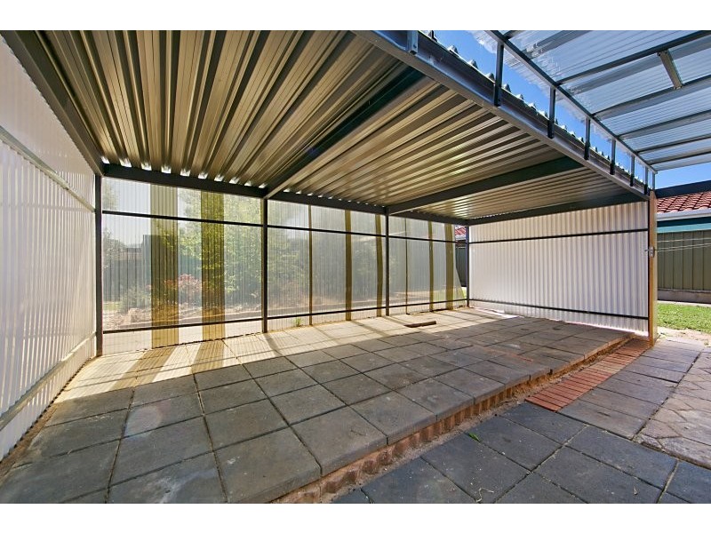 8 St Ives Court, Blakeview SA 5114