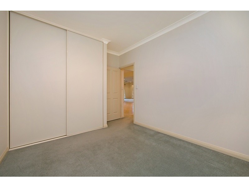 4 McKinlay Drive, Hewett SA 5118