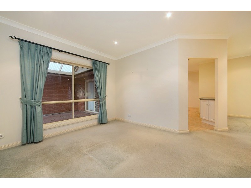 4 McKinlay Drive, Hewett SA 5118