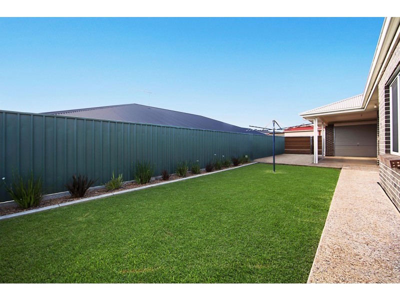 92 Kingfisher Drive, Hewett SA 5118