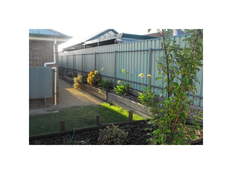 17 Goldfinch Way, Hewett SA 5118