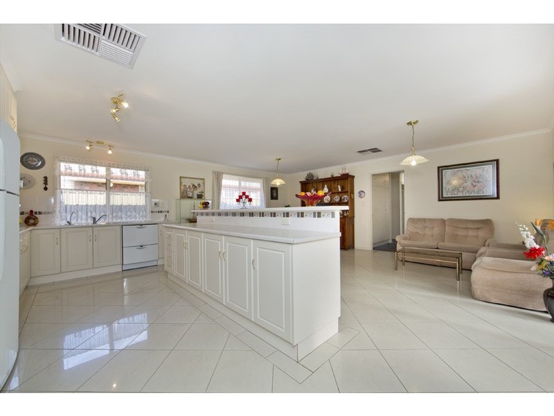 21 Britha Avenue, Evanston SA 5116