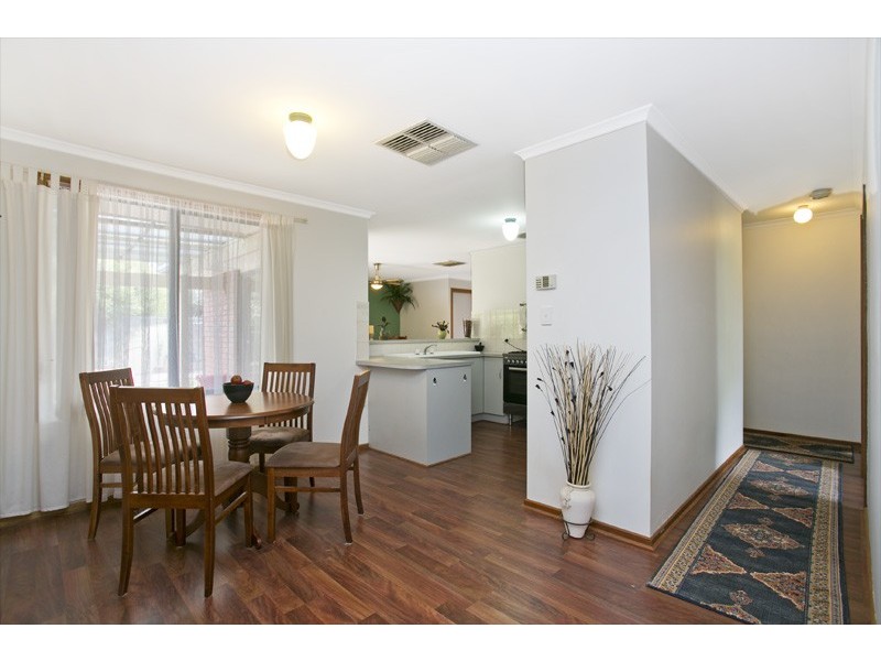 32 Oxford Tce, Blakeview SA 5114