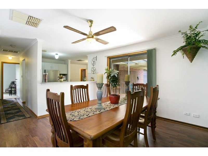 32 Oxford Tce, Blakeview SA 5114