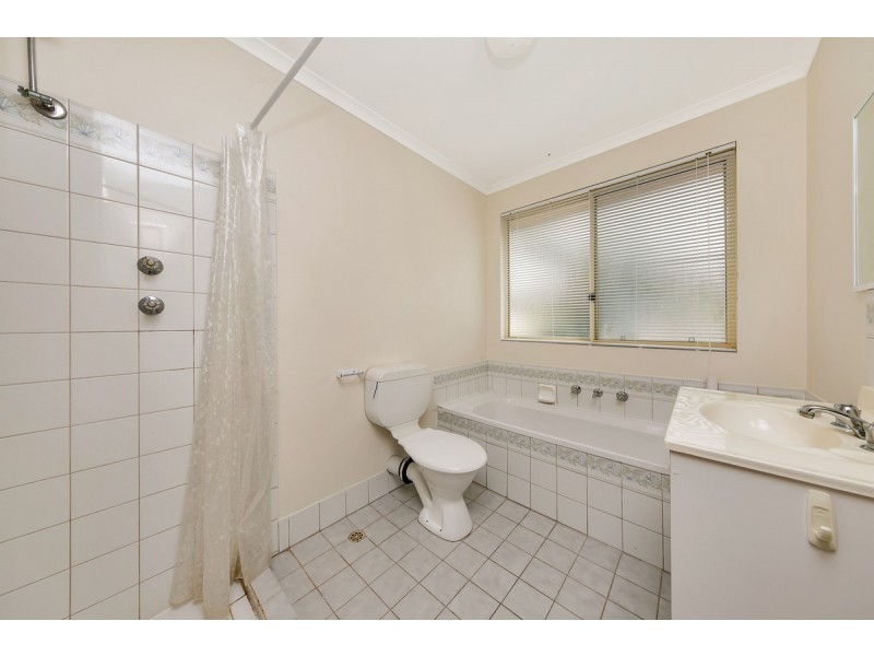 3 Chesterfield Walk, Hillbank SA 5112