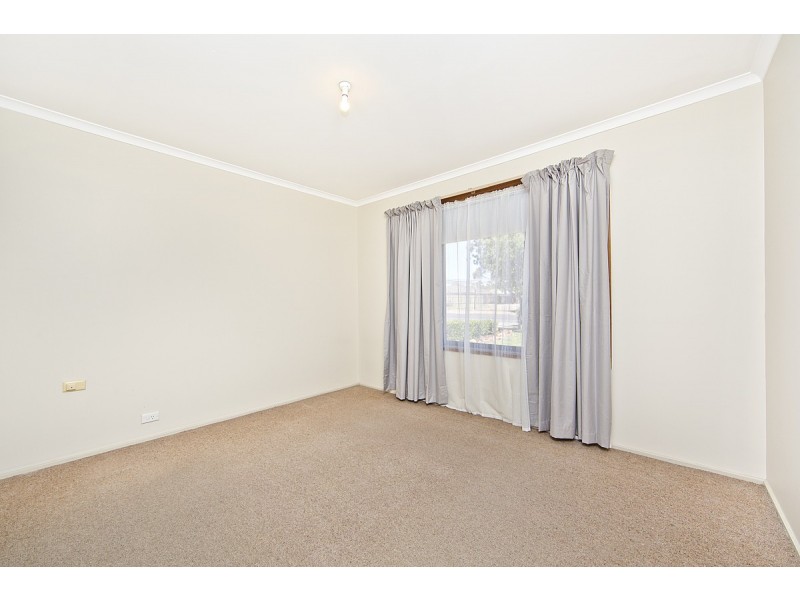 16 Dawson Road, Evanston SA 5116