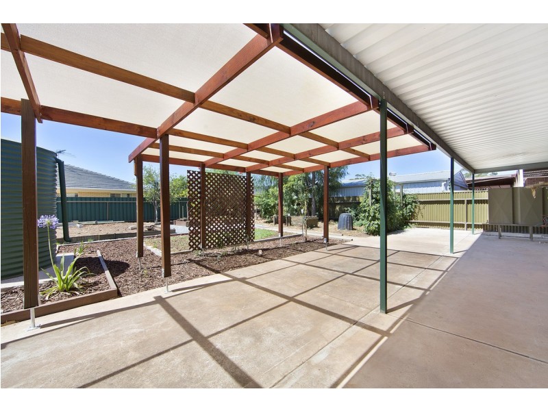 16 Dawson Road, Evanston SA 5116