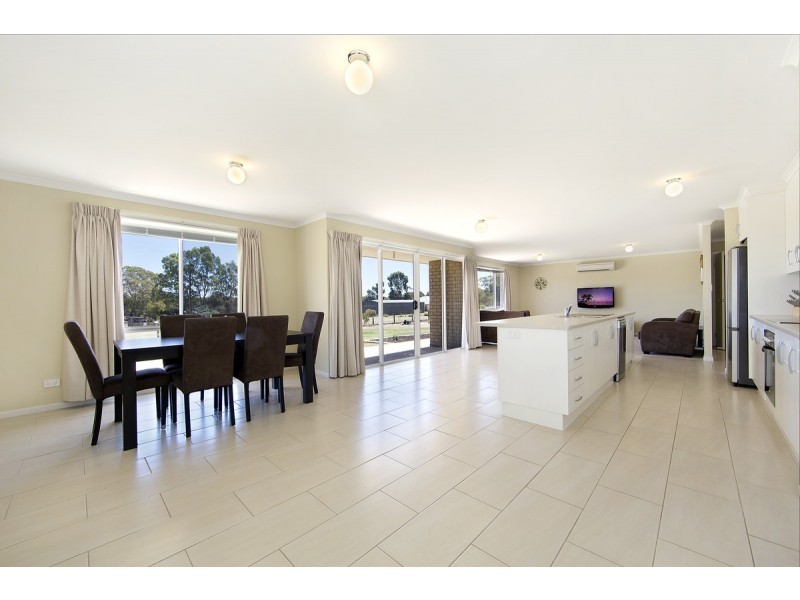 215c Cockatoo Lane, Cockatoo Valley SA 5351