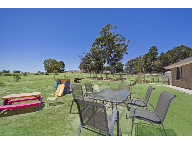 215c Cockatoo Lane, Cockatoo Valley SA 5351