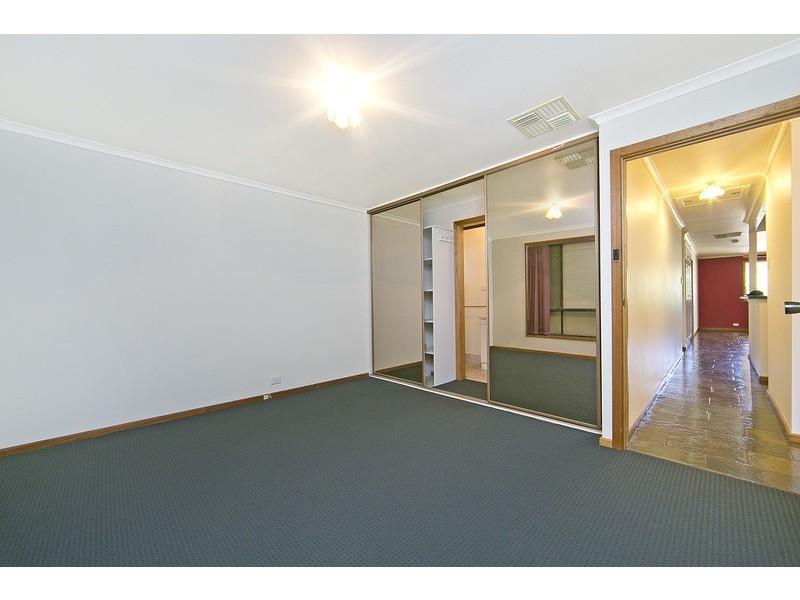 18 St Ives Court, Blakeview SA 5114