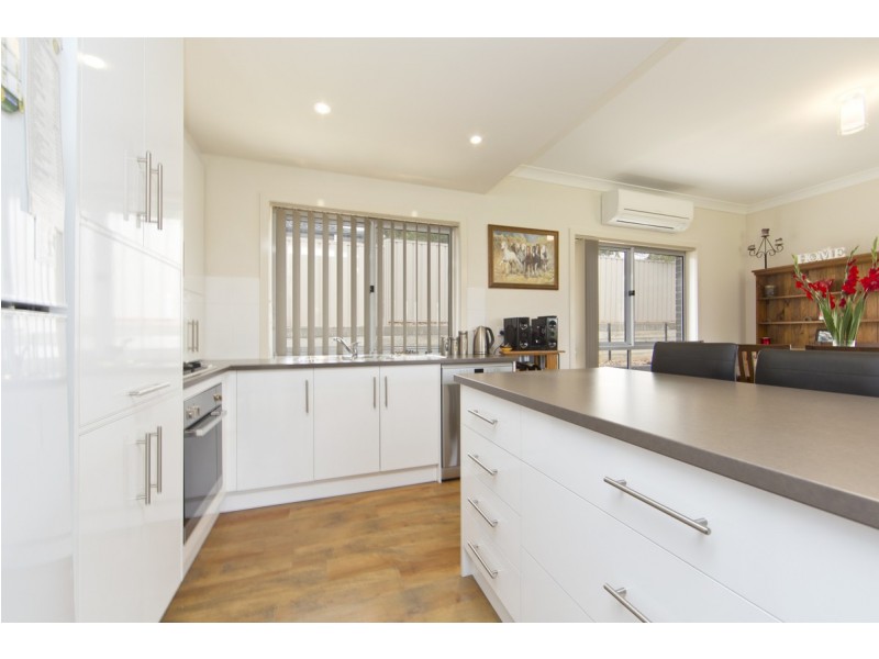 19 Colville Drive, Willaston SA 5118