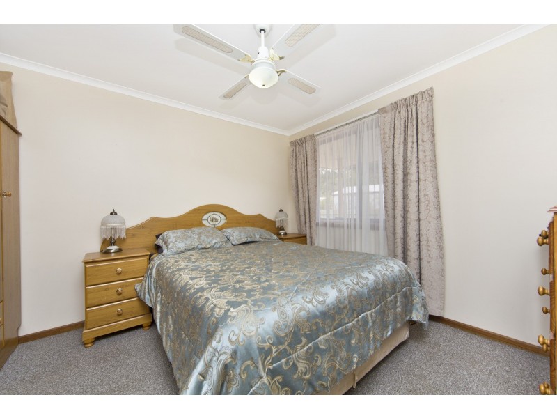 2 McInerney Street, Riverton SA 5412