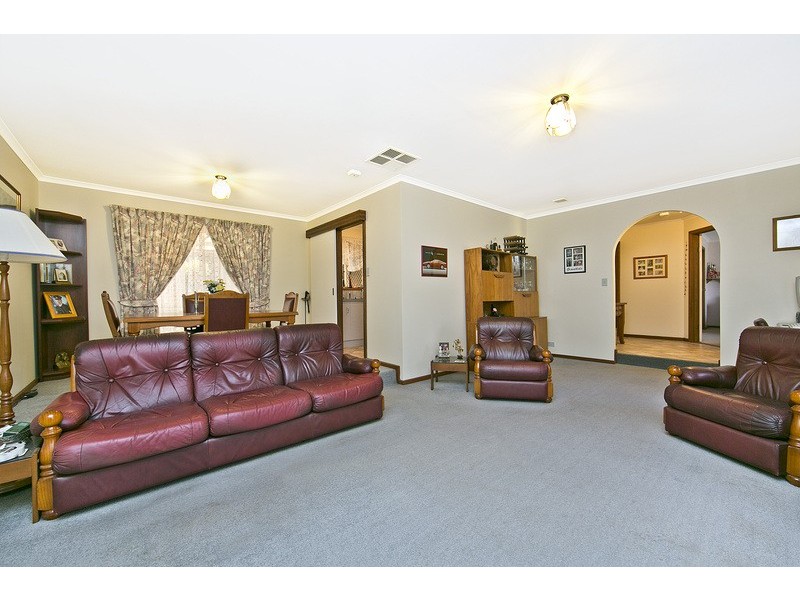 10 Linda Street, Shea-oak Log SA 5371
