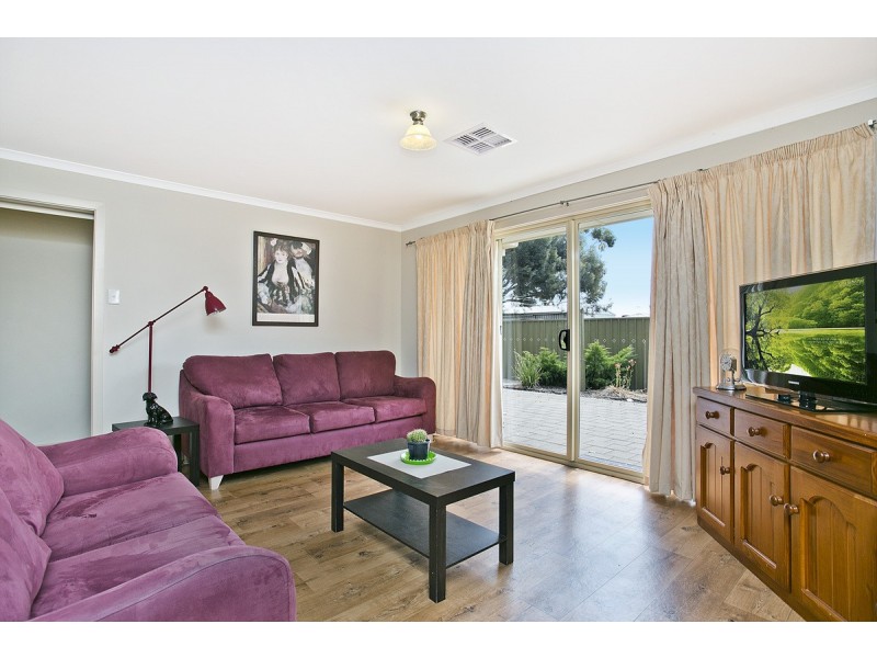 17 Dyson Street, Evanston SA 5116