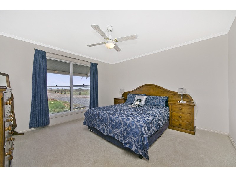 64 Harris Road, Dublin SA 5501