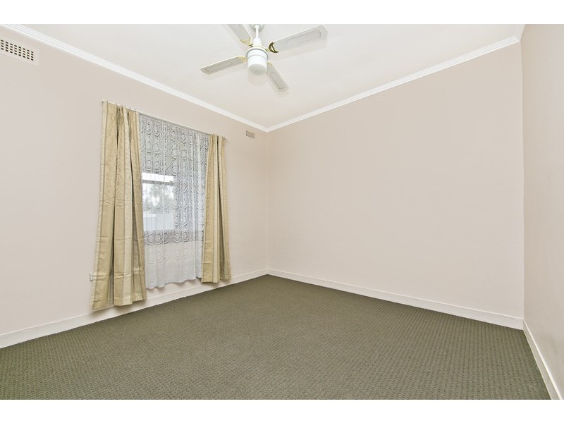 11 May Terrace, Evanston SA 5116