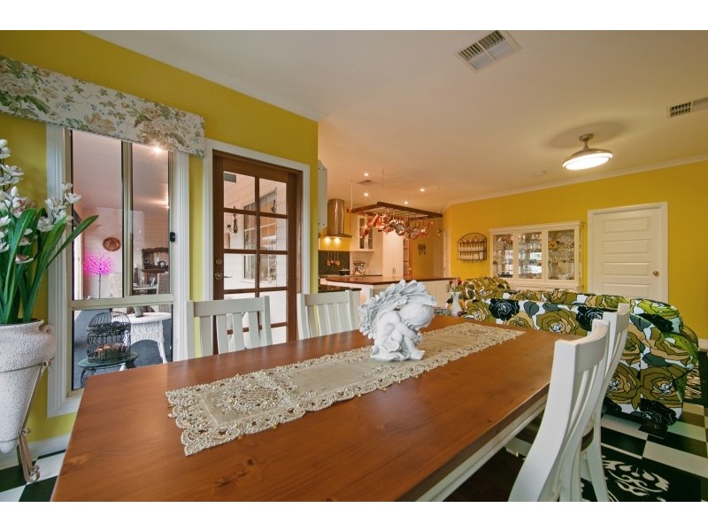 42 Paternoster Road, Reid SA 5118