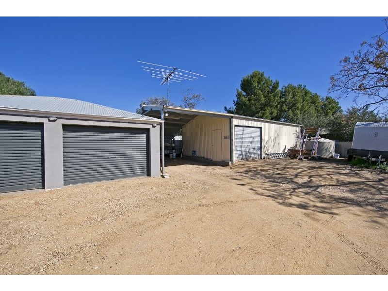 61 Lyndoch Road, Gawler East SA 5118