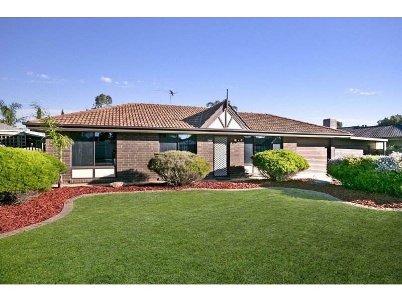 10 Roseworthy Drive, Andrews Farm SA 5114