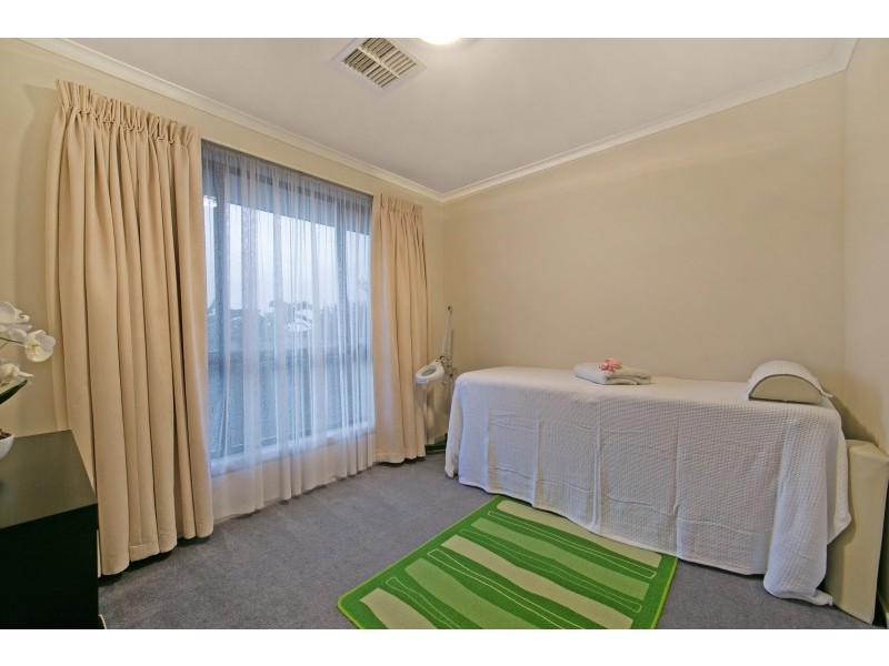 12 Creedon Close, Evanston Park SA 5116