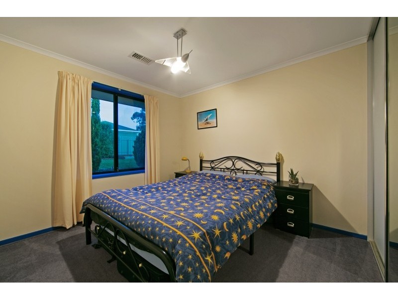 12 Creedon Close, Evanston Park SA 5116