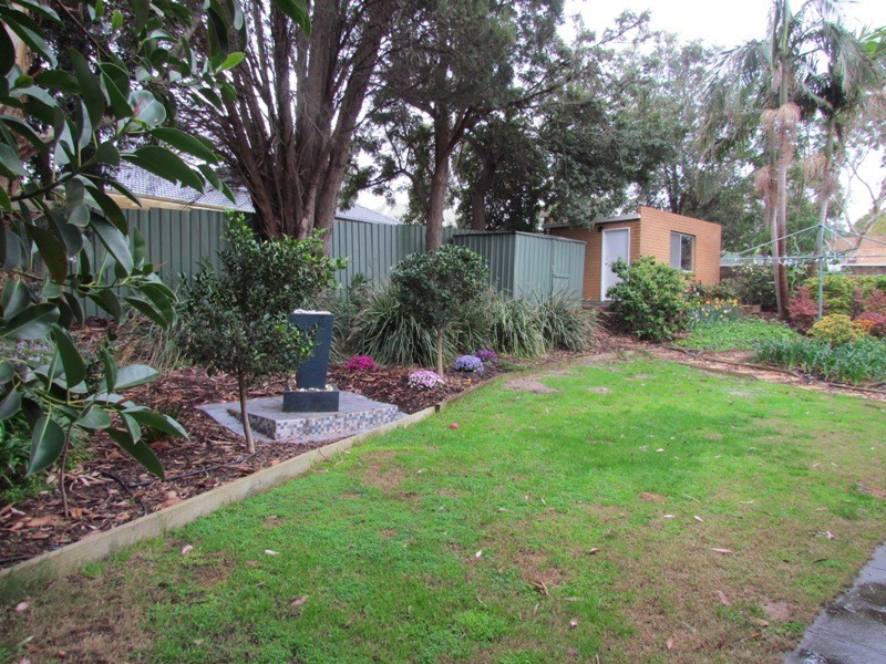 2 Demaret Avenue, Fairview Park SA 5126