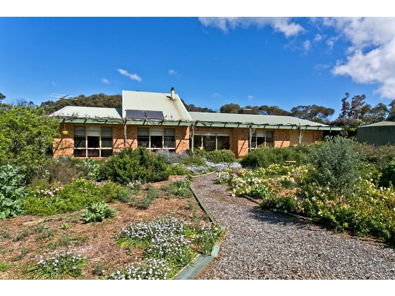 6 Betty Road, Lewiston SA 5501