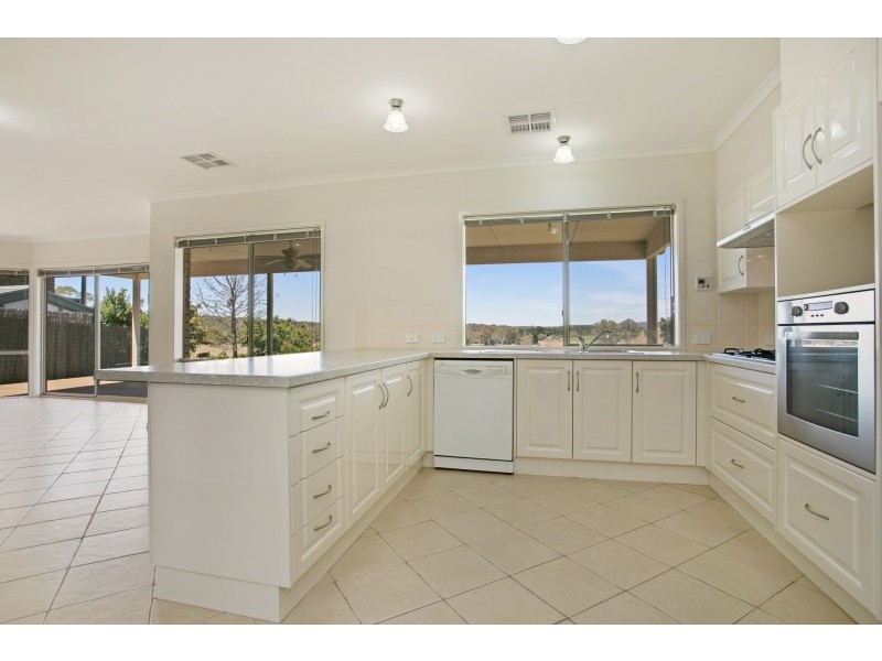 46 William Dyer Drive, Williamstown SA 5351