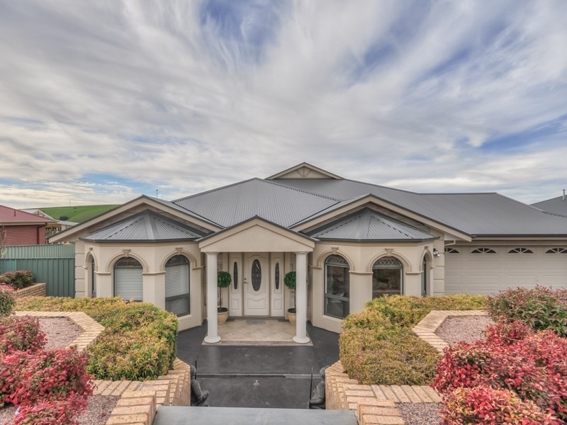 33 Carpentaria Way, Hewett SA 5118