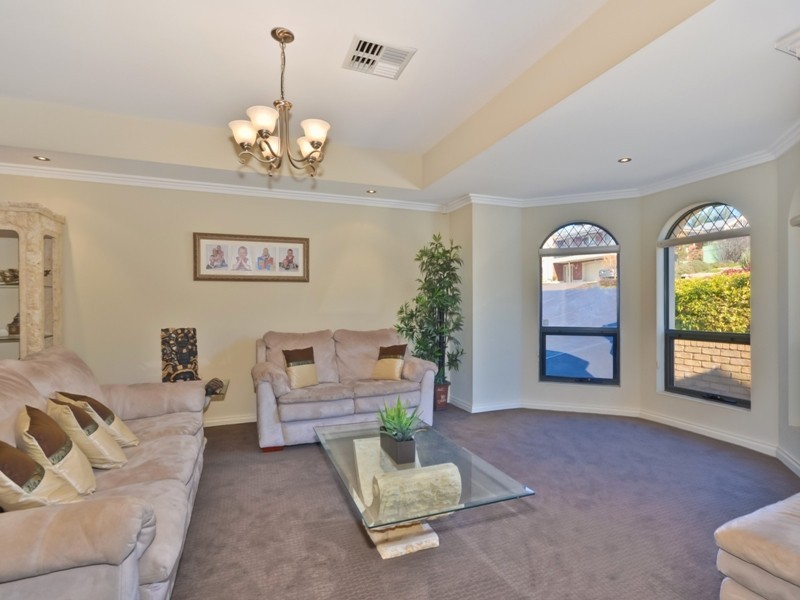 33 Carpentaria Way, Hewett SA 5118