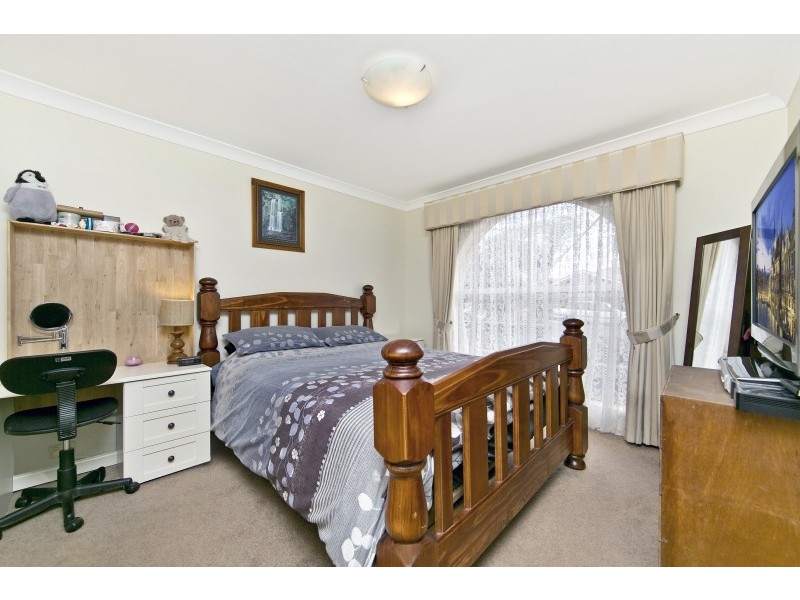 13 Rossiter Drive, Evanston Park SA 5116