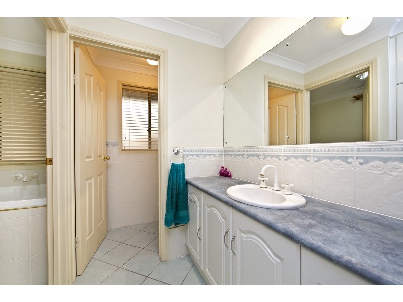 13 Rossiter Drive, Evanston Park SA 5116