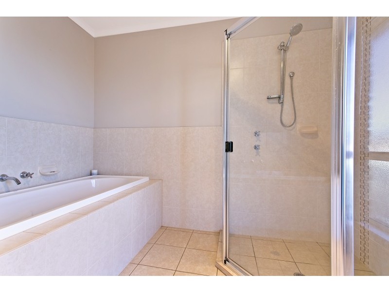 43 Thompson Circuit, Evanston Park SA 5116