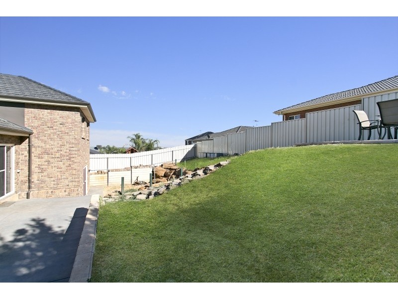 43 Thompson Circuit, Evanston Park SA 5116