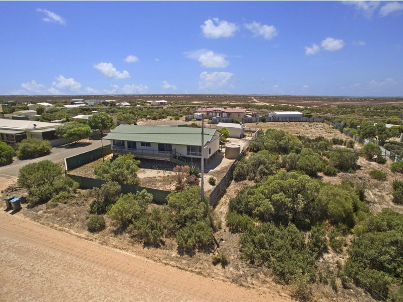 145 The Esplanade, Thompson Beach SA 5501
