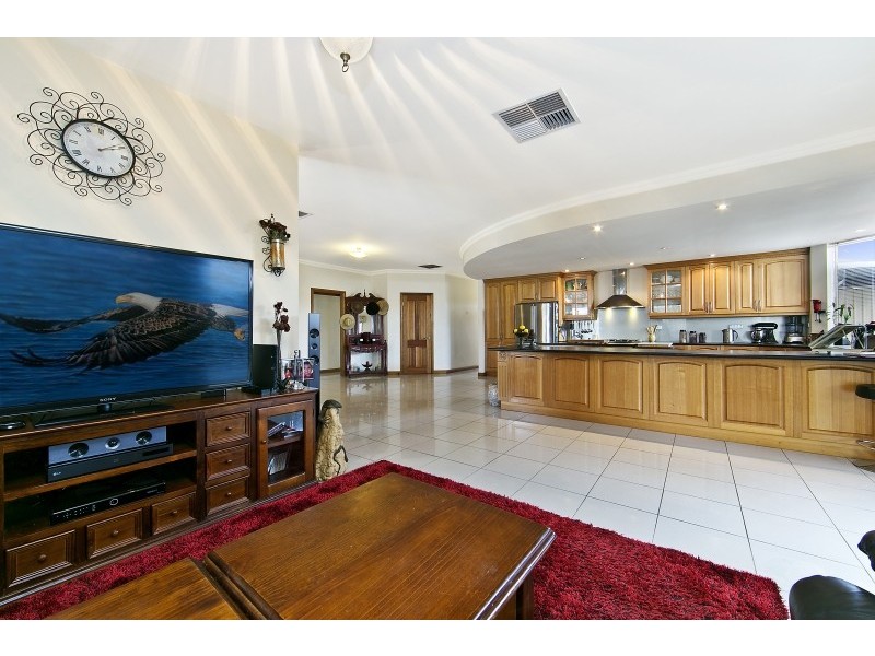 9 Canterbury Place, Burton SA 5110