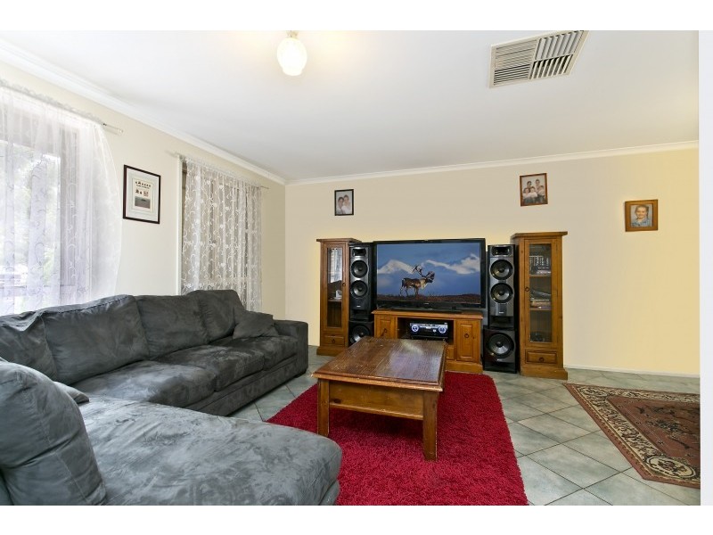 18 Forel Court, Andrews Farm SA 5114