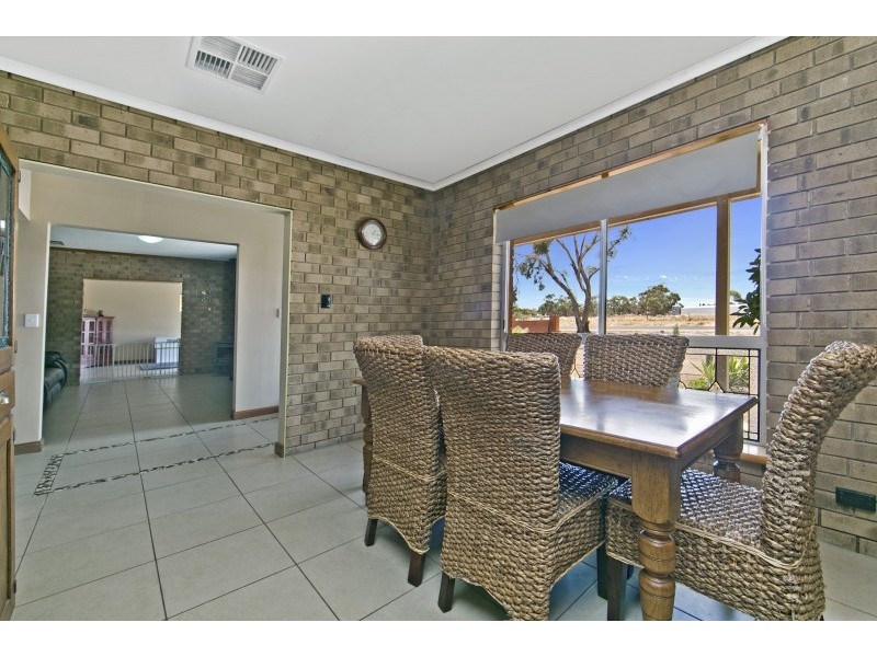 29 Aunger Rd, Lewiston SA 5501