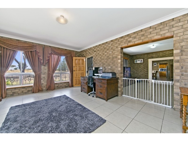 29 Aunger Rd, Lewiston SA 5501