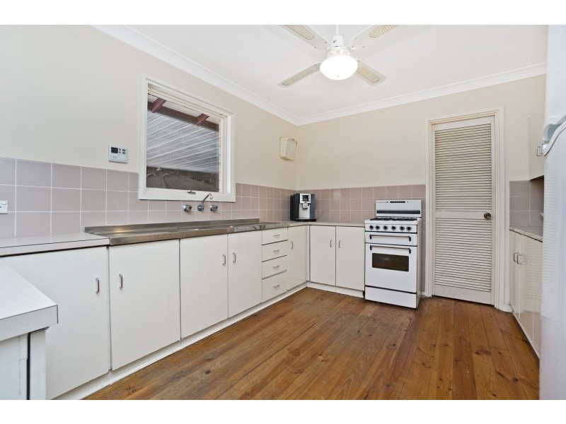 15 Burri Street, Ingle Farm SA 5098