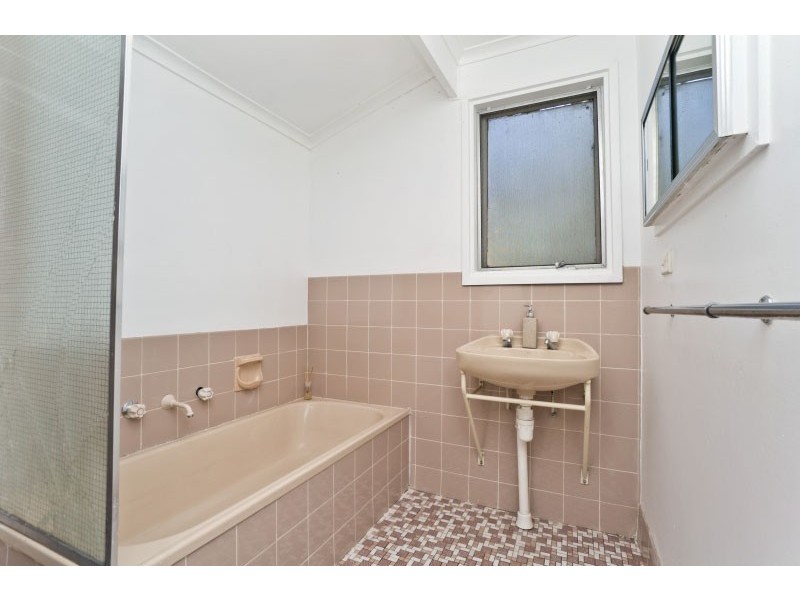 15 Burri Street, Ingle Farm SA 5098