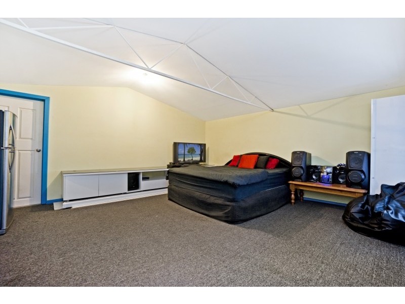 15 Burri Street, Ingle Farm SA 5098