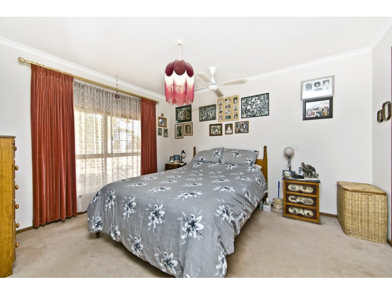33 Park Road, Owen SA 5460