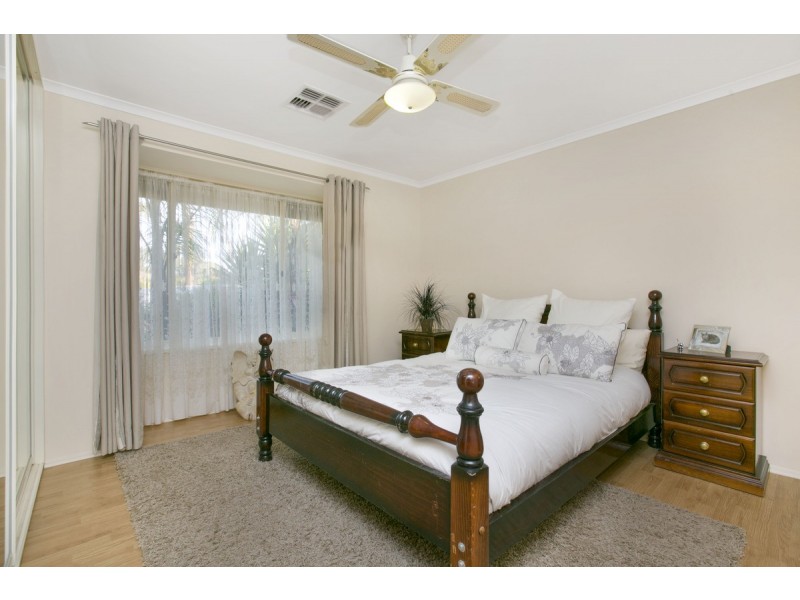 5 John Bull Court, Andrews Farm SA 5114