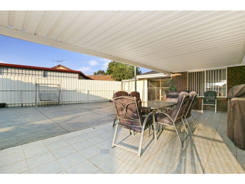 5 John Bull Court, Andrews Farm SA 5114