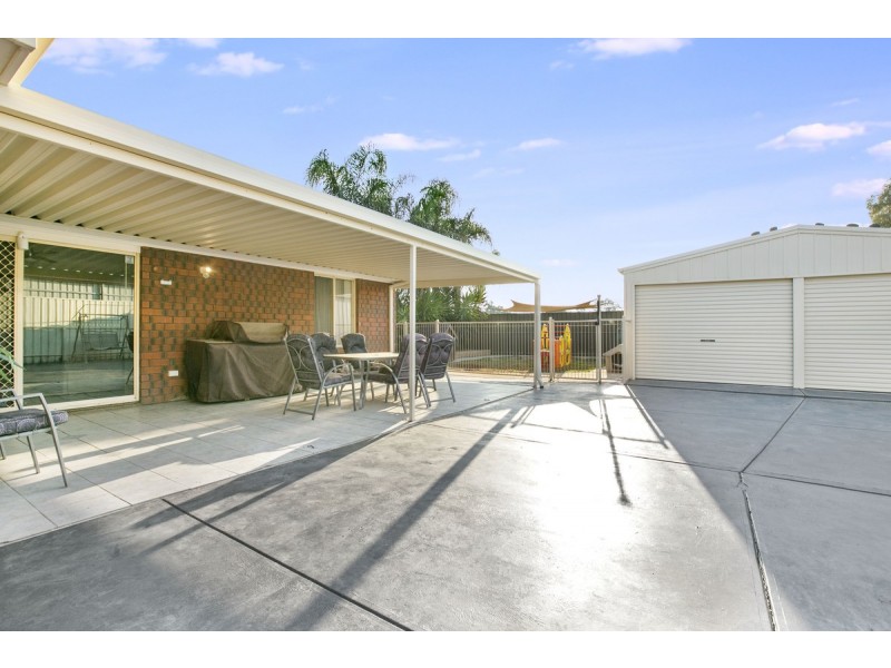 5 John Bull Court, Andrews Farm SA 5114