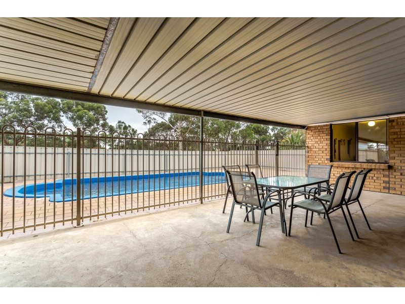 3 Lawrie Road, Lewiston SA 5501