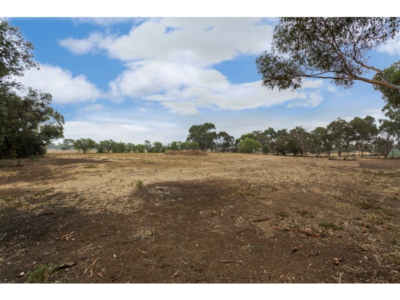 3 Lawrie Road, Lewiston SA 5501