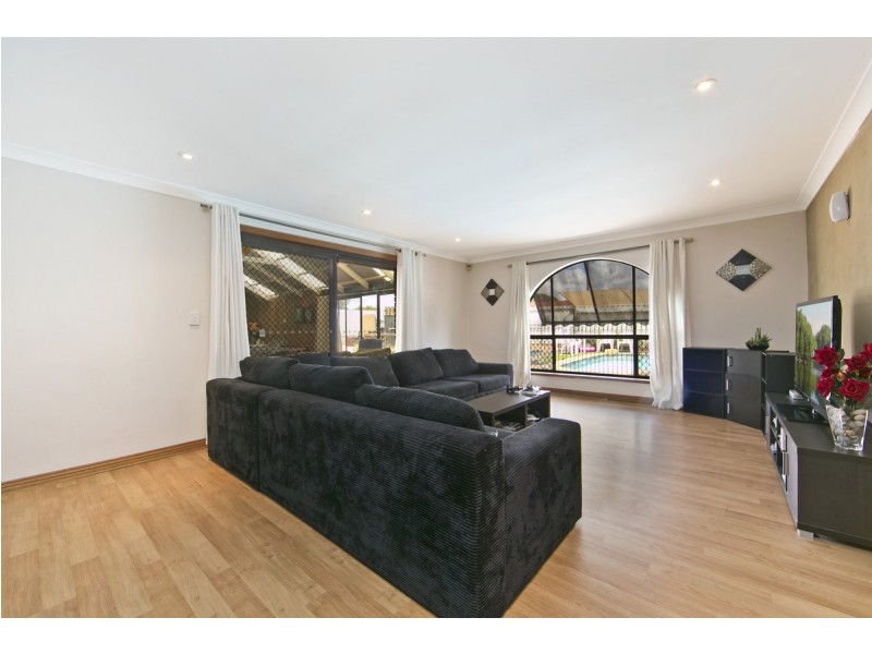 2 David Street, Evanston Park SA 5116